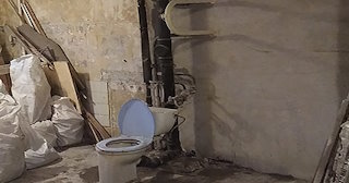 Демонтаж сантехкабины в панельном доме - цена от 1039 рублей | Сварной-Втк